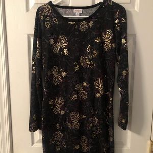 LuLaRoe Debbie - Size Medium